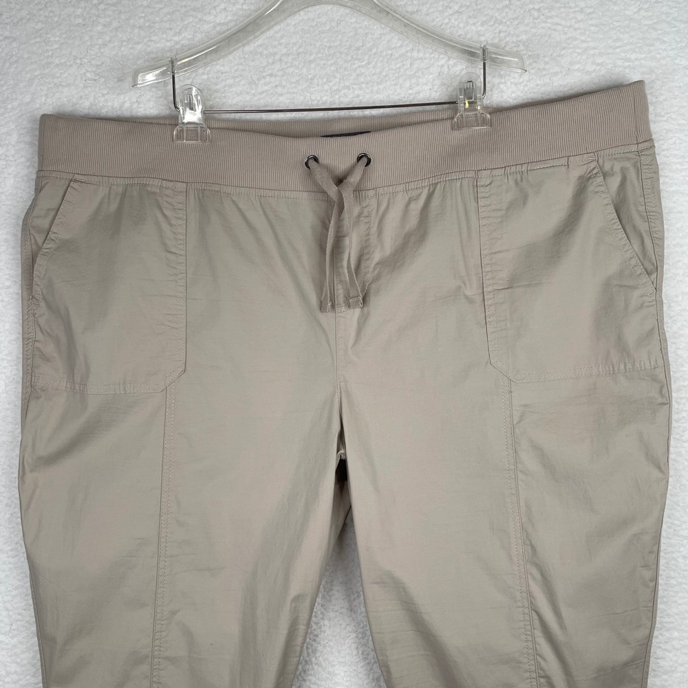 Torrid Feel The Fit Tan Khaki Cropped Utility Pants Plus Size 4 / 26 Drawstring